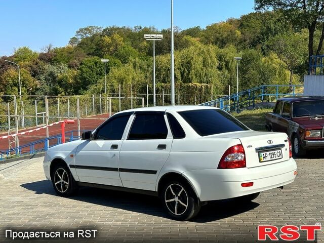 Білий ВАЗ Priora, об'ємом двигуна 1.6 л та пробігом 122 тис. км за 3200 $, фото 8 на Automoto.ua