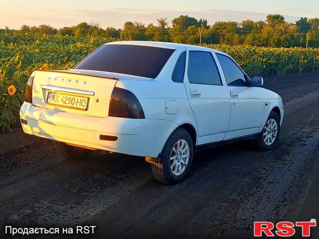 Белый ВАЗ Priora, объемом двигателя 1.6 л и пробегом 0 тыс. км за 2500 $, фото 1 на Automoto.ua