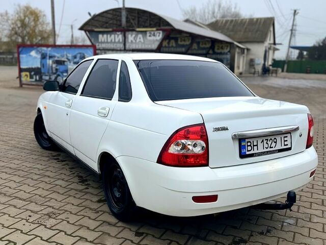 Білий ВАЗ Priora, об'ємом двигуна 1.6 л та пробігом 170 тис. км за 2700 $, фото 5 на Automoto.ua