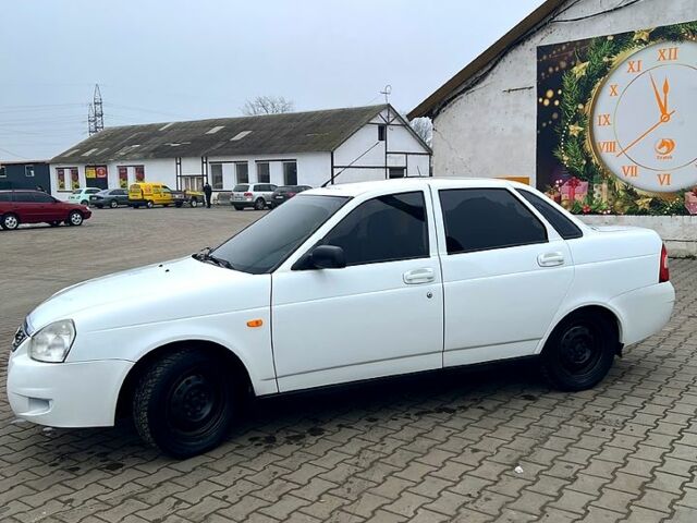 Білий ВАЗ Priora, об'ємом двигуна 1.6 л та пробігом 170 тис. км за 2700 $, фото 8 на Automoto.ua