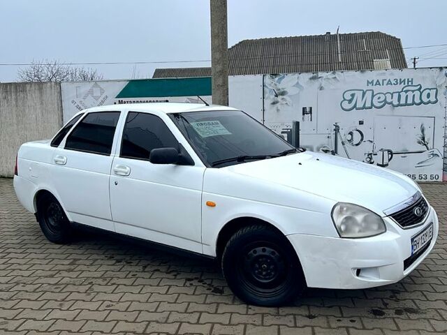 Білий ВАЗ Priora, об'ємом двигуна 1.6 л та пробігом 170 тис. км за 2700 $, фото 2 на Automoto.ua