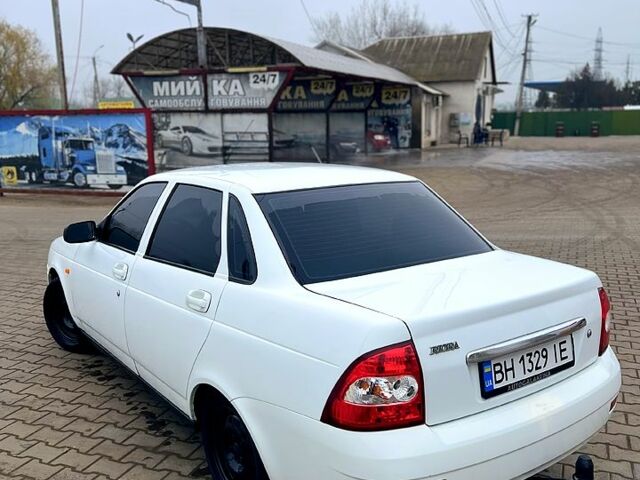 Білий ВАЗ Priora, об'ємом двигуна 1.6 л та пробігом 170 тис. км за 2700 $, фото 6 на Automoto.ua