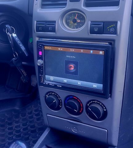 Белый ВАЗ Priora, объемом двигателя 1.6 л и пробегом 142 тыс. км за 2700 $, фото 10 на Automoto.ua