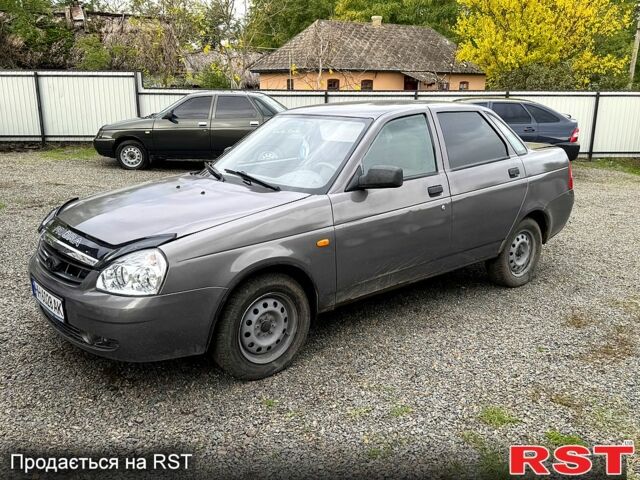 Бежевый ВАЗ Priora, объемом двигателя 1.6 л и пробегом 127 тыс. км за 1600 $, фото 1 на Automoto.ua