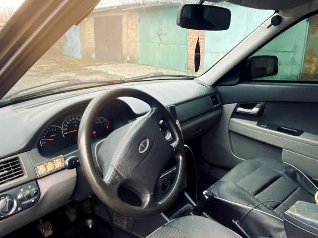 Черный ВАЗ Priora, объемом двигателя 1.6 л и пробегом 0 тыс. км за 2250 $, фото 9 на Automoto.ua