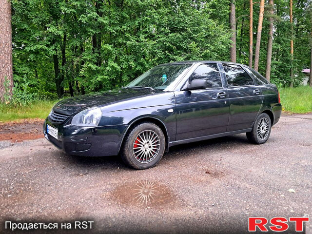 Черный ВАЗ Priora, объемом двигателя 1.6 л и пробегом 240 тыс. км за 2600 $, фото 2 на Automoto.ua