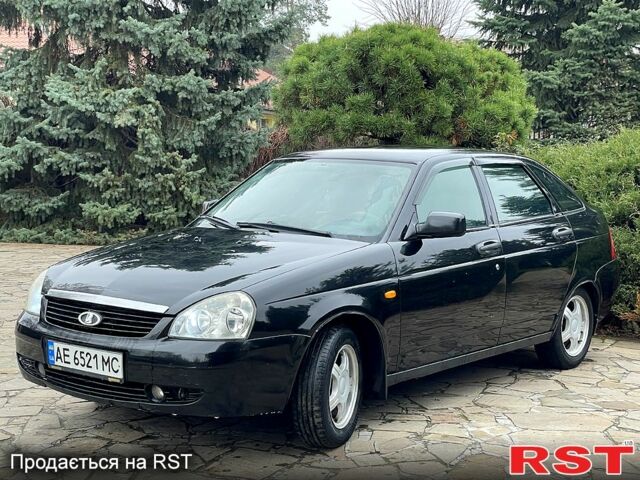 Черный ВАЗ Priora, объемом двигателя 1.6 л и пробегом 200 тыс. км за 3150 $, фото 7 на Automoto.ua