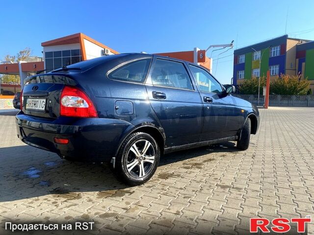 Чорний ВАЗ Priora, об'ємом двигуна 1.6 л та пробігом 134 тис. км за 2000 $, фото 2 на Automoto.ua
