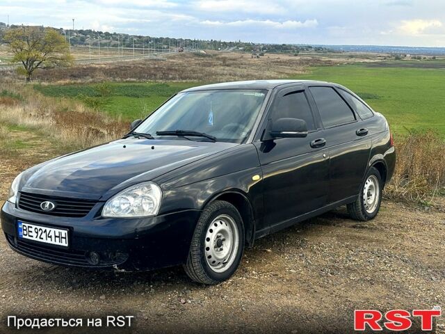 Черный ВАЗ Priora, объемом двигателя 1.6 л и пробегом 200 тыс. км за 2200 $, фото 3 на Automoto.ua