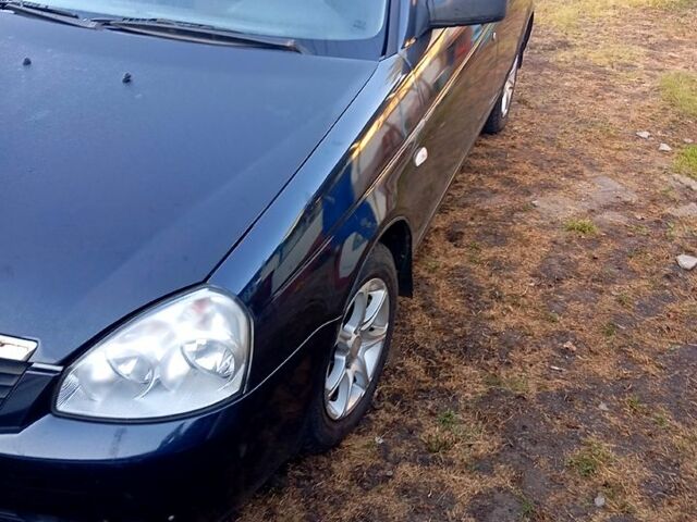 Чорний ВАЗ Priora, об'ємом двигуна 1.6 л та пробігом 413 тис. км за 2550 $, фото 4 на Automoto.ua