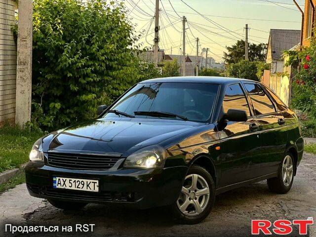 Черный ВАЗ Priora, объемом двигателя 1.6 л и пробегом 200 тыс. км за 2550 $, фото 3 на Automoto.ua