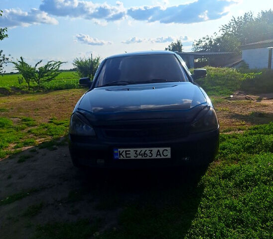 Черный ВАЗ Priora, объемом двигателя 1.6 л и пробегом 380 тыс. км за 2500 $, фото 1 на Automoto.ua