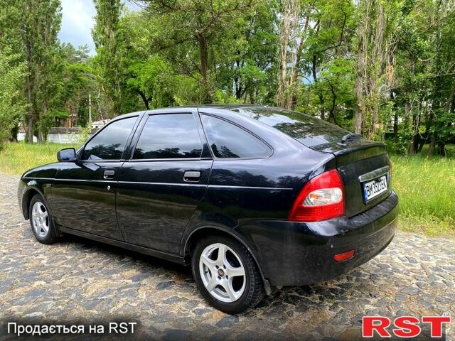 Черный ВАЗ Priora, объемом двигателя 1.6 л и пробегом 194 тыс. км за 2450 $, фото 2 на Automoto.ua