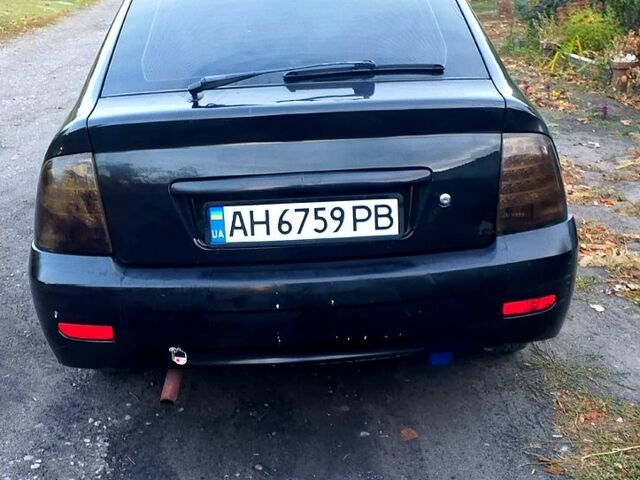 Черный ВАЗ Priora, объемом двигателя 1.6 л и пробегом 186 тыс. км за 2100 $, фото 7 на Automoto.ua