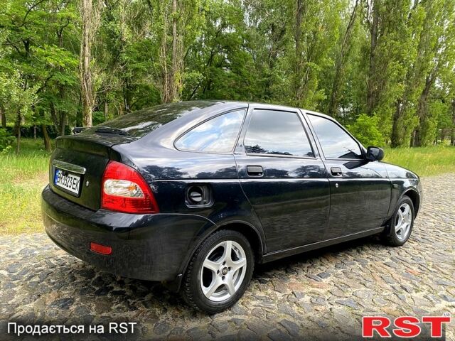 Черный ВАЗ Priora, объемом двигателя 1.6 л и пробегом 194 тыс. км за 2450 $, фото 3 на Automoto.ua