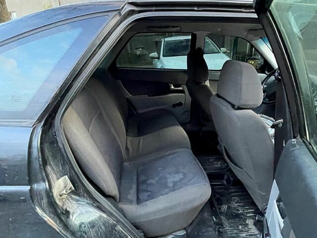 Чорний ВАЗ Priora, об'ємом двигуна 1.6 л та пробігом 183 тис. км за 1800 $, фото 11 на Automoto.ua