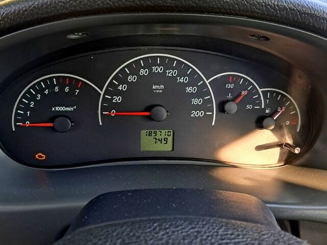 Чорний ВАЗ Priora, об'ємом двигуна 1.6 л та пробігом 189 тис. км за 2500 $, фото 7 на Automoto.ua