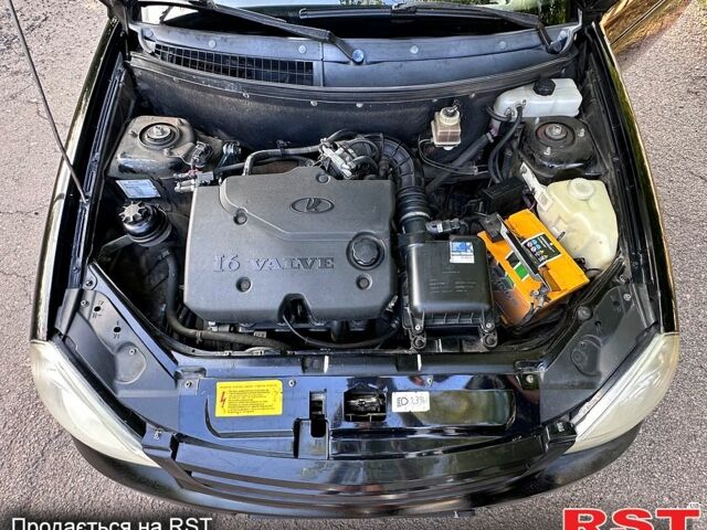 Черный ВАЗ Priora, объемом двигателя 1.6 л и пробегом 174 тыс. км за 2550 $, фото 9 на Automoto.ua