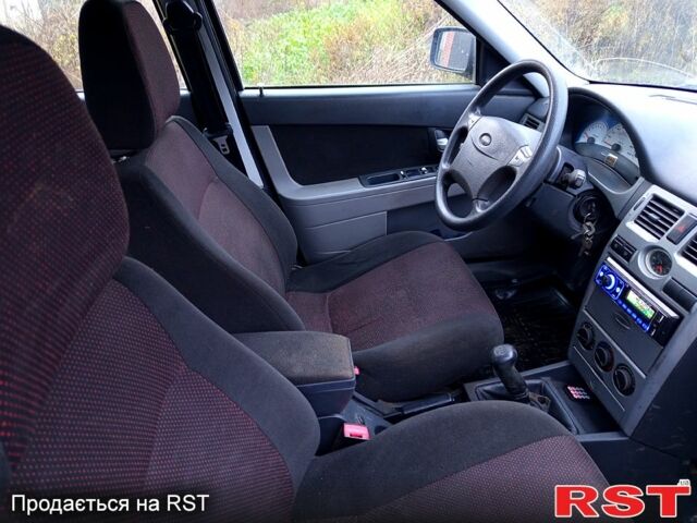 Черный ВАЗ Priora, объемом двигателя 1.6 л и пробегом 0 тыс. км за 1300 $, фото 9 на Automoto.ua