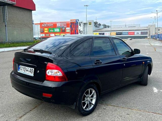 Черный ВАЗ Priora, объемом двигателя 1.6 л и пробегом 198 тыс. км за 2699 $, фото 2 на Automoto.ua