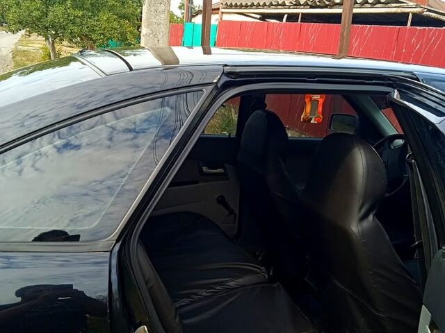 Чорний ВАЗ Priora, об'ємом двигуна 1.6 л та пробігом 157 тис. км за 3700 $, фото 12 на Automoto.ua