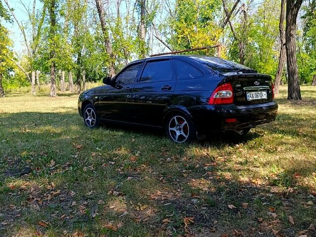 Черный ВАЗ Priora, объемом двигателя 1.6 л и пробегом 158 тыс. км за 3400 $, фото 10 на Automoto.ua