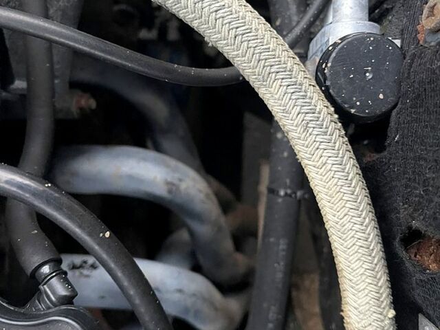 Чорний ВАЗ Priora, об'ємом двигуна 1.6 л та пробігом 260 тис. км за 4500 $, фото 7 на Automoto.ua