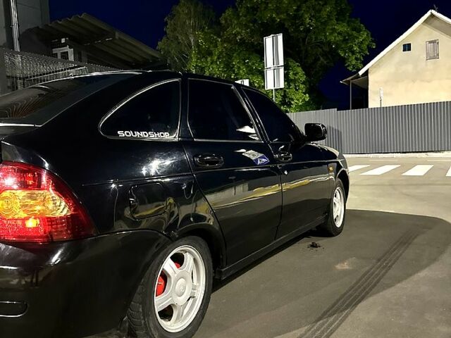 Черный ВАЗ Priora, объемом двигателя 1.6 л и пробегом 148 тыс. км за 3000 $, фото 3 на Automoto.ua