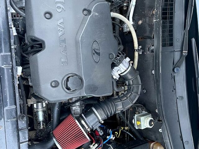 Чорний ВАЗ Priora, об'ємом двигуна 1.6 л та пробігом 260 тис. км за 4500 $, фото 6 на Automoto.ua