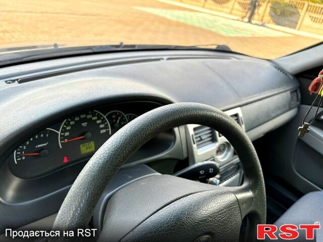 Черный ВАЗ Priora, объемом двигателя 1.6 л и пробегом 170 тыс. км за 3100 $, фото 2 на Automoto.ua