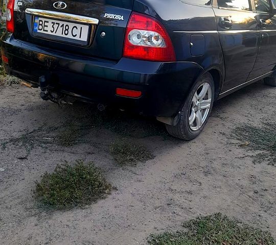 Черный ВАЗ Priora, объемом двигателя 1.6 л и пробегом 203 тыс. км за 2500 $, фото 6 на Automoto.ua