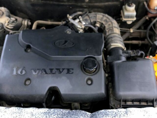 Черный ВАЗ Priora, объемом двигателя 1.6 л и пробегом 174 тыс. км за 2000 $, фото 8 на Automoto.ua