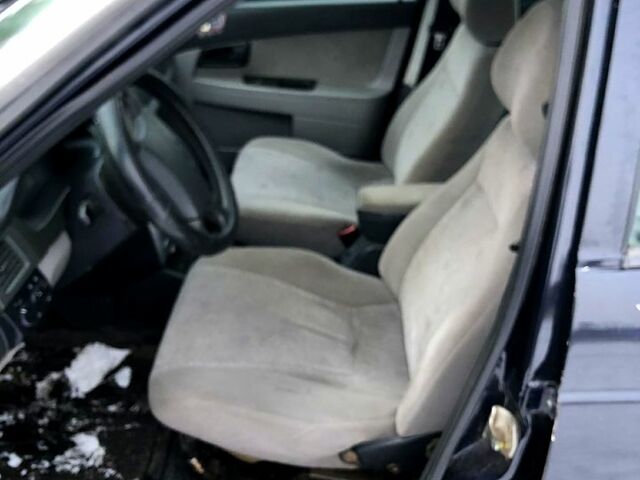 Черный ВАЗ Priora, объемом двигателя 1.6 л и пробегом 174 тыс. км за 2000 $, фото 5 на Automoto.ua