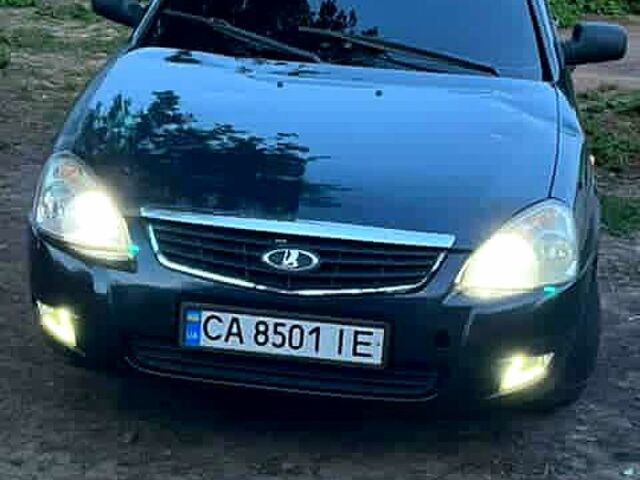 Черный ВАЗ Priora, объемом двигателя 1.6 л и пробегом 216 тыс. км за 2200 $, фото 3 на Automoto.ua