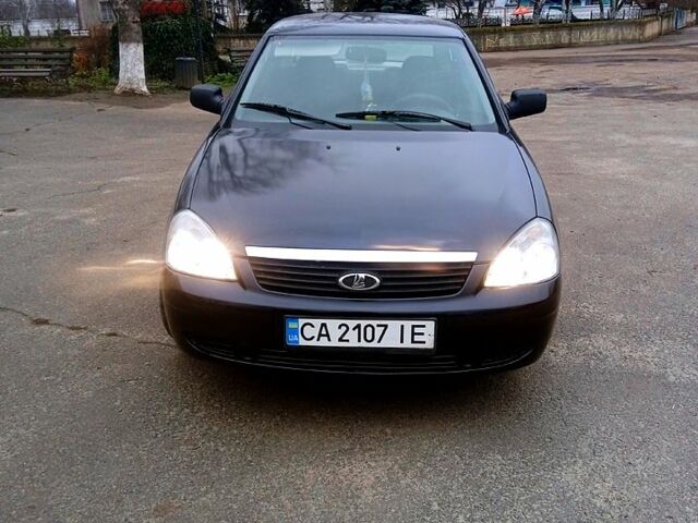 Чорний ВАЗ Priora, об'ємом двигуна 1.6 л та пробігом 157 тис. км за 1650 $, фото 5 на Automoto.ua