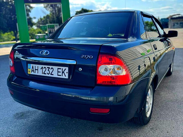 Черный ВАЗ Priora, объемом двигателя 1.6 л и пробегом 165 тыс. км за 2100 $, фото 2 на Automoto.ua