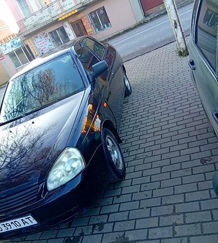 Черный ВАЗ Priora, объемом двигателя 1.6 л и пробегом 250 тыс. км за 2550 $, фото 6 на Automoto.ua