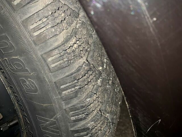 Черный ВАЗ Priora, объемом двигателя 1.6 л и пробегом 0 тыс. км за 2500 $, фото 5 на Automoto.ua