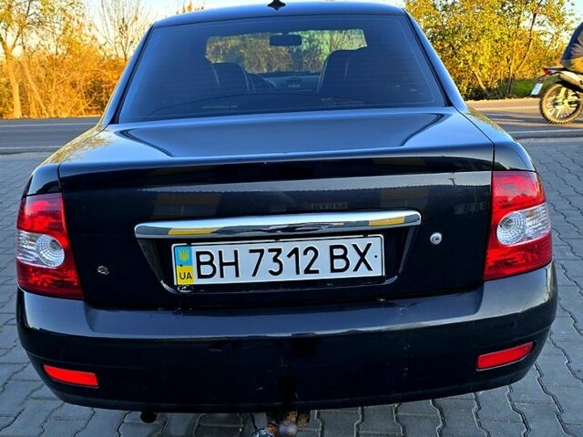 Черный ВАЗ Priora, объемом двигателя 1.6 л и пробегом 83 тыс. км за 3000 $, фото 1 на Automoto.ua