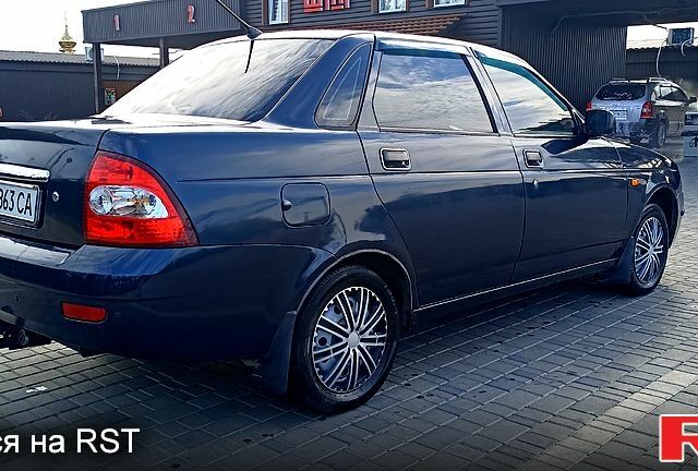 Черный ВАЗ Priora, объемом двигателя 1.6 л и пробегом 203 тыс. км за 2500 $, фото 2 на Automoto.ua