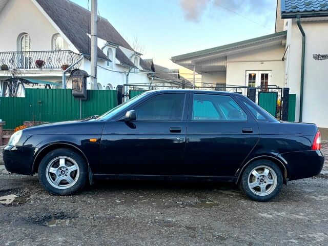 Черный ВАЗ Priora, объемом двигателя 1.6 л и пробегом 250 тыс. км за 2550 $, фото 3 на Automoto.ua