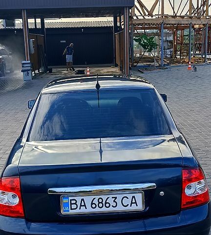 Черный ВАЗ Priora, объемом двигателя 1.6 л и пробегом 203 тыс. км за 2500 $, фото 4 на Automoto.ua