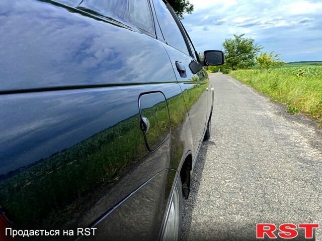 Черный ВАЗ Priora, объемом двигателя 1.6 л и пробегом 215 тыс. км за 2500 $, фото 4 на Automoto.ua