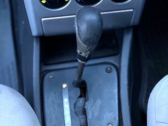 Черный ВАЗ Priora, объемом двигателя 1.6 л и пробегом 210 тыс. км за 2700 $, фото 12 на Automoto.ua