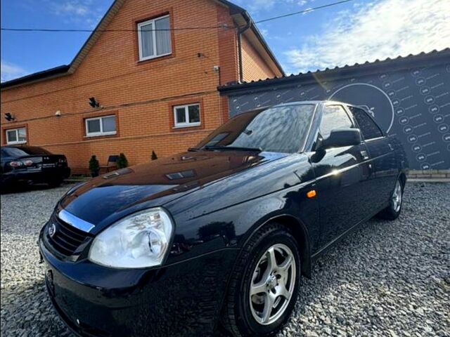 Черный ВАЗ Priora, объемом двигателя 1.6 л и пробегом 165 тыс. км за 1400 $, фото 2 на Automoto.ua