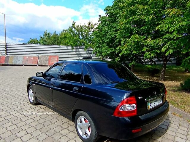 Черный ВАЗ Priora, объемом двигателя 1.6 л и пробегом 92 тыс. км за 3500 $, фото 2 на Automoto.ua