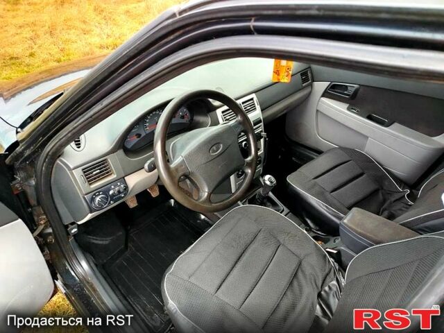 Черный ВАЗ Priora, объемом двигателя 1.6 л и пробегом 185 тыс. км за 2700 $, фото 8 на Automoto.ua
