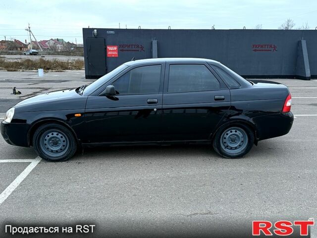 Черный ВАЗ Priora, объемом двигателя 1.6 л и пробегом 190 тыс. км за 3100 $, фото 2 на Automoto.ua