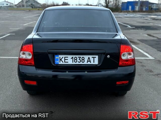 Черный ВАЗ Priora, объемом двигателя 1.6 л и пробегом 190 тыс. км за 3100 $, фото 4 на Automoto.ua