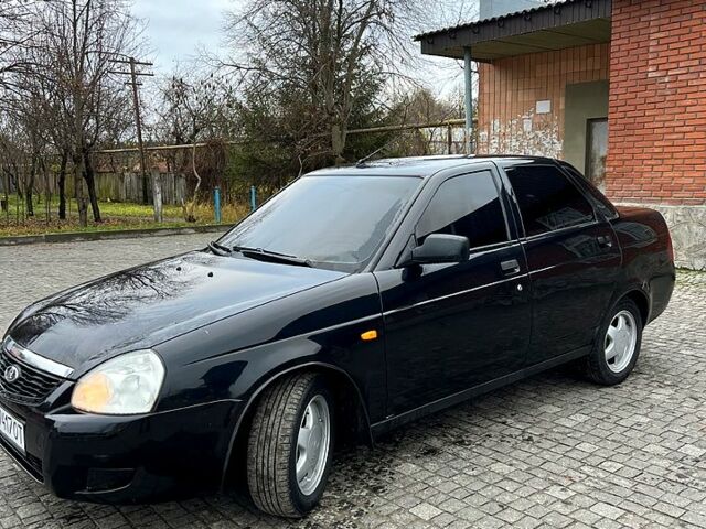 Чорний ВАЗ Priora, об'ємом двигуна 1.6 л та пробігом 156 тис. км за 2300 $, фото 2 на Automoto.ua
